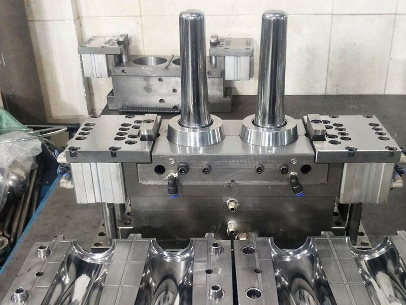 华龙模具制造-05