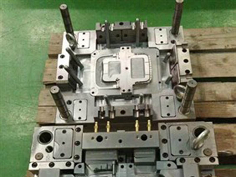 华龙模具制造-06