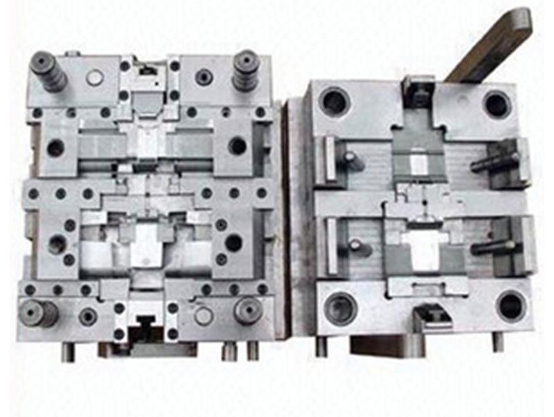 华龙精密塑料模-07